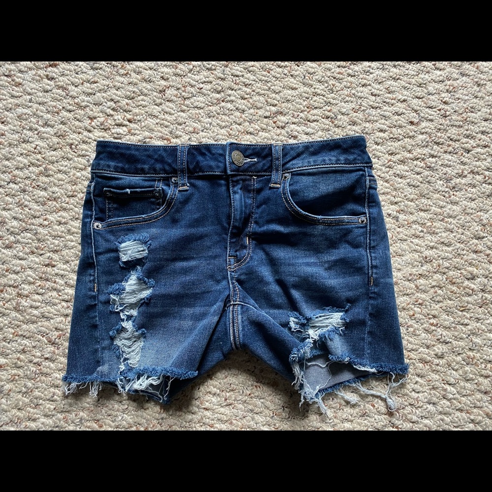 American eagle ripped jean shorts